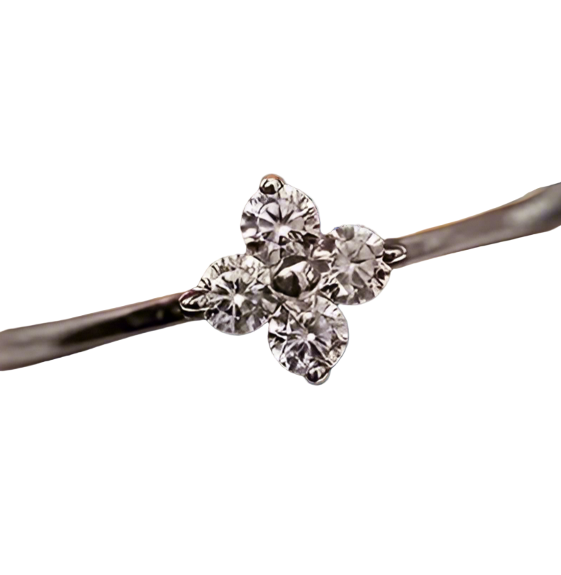 Clover Ring